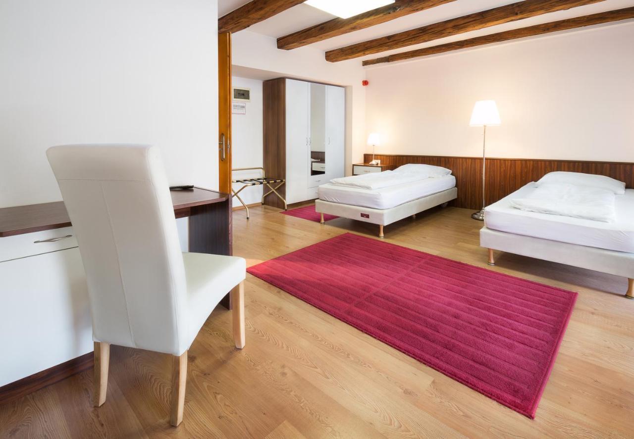 Bed and Breakfast Rubra Panzio Вац Экстерьер фото