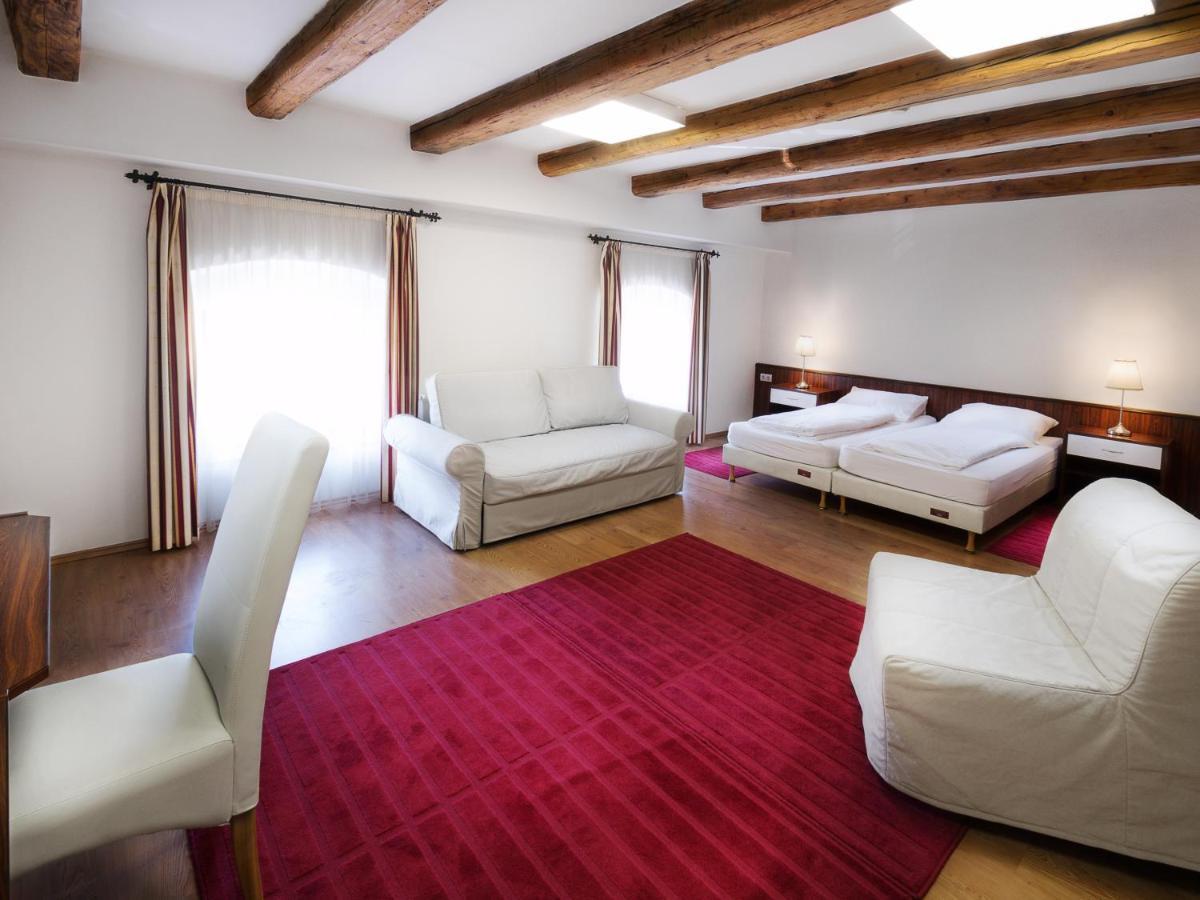 Bed and Breakfast Rubra Panzio Вац Экстерьер фото